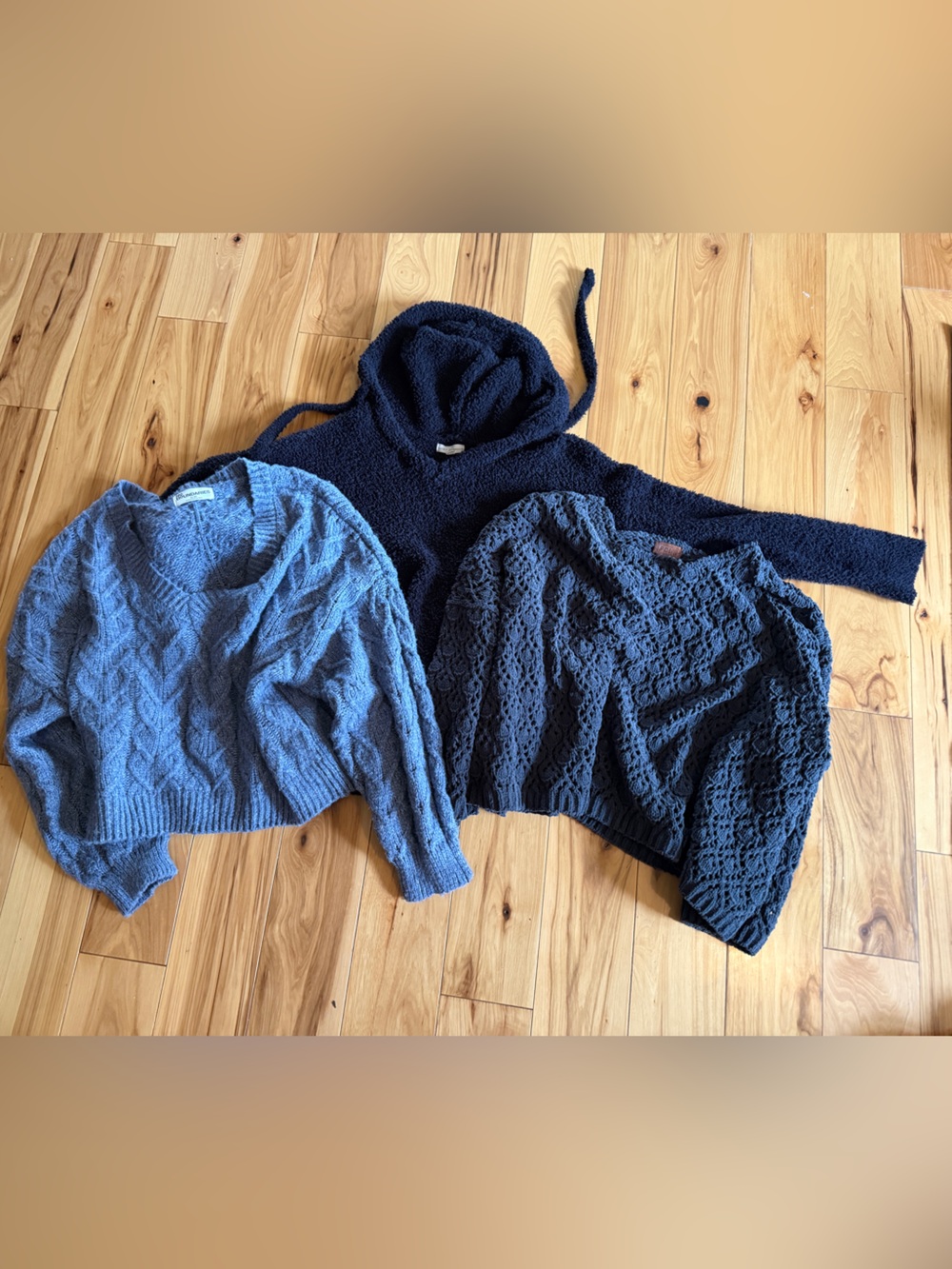 Cropped SweaterLot of 3 XL